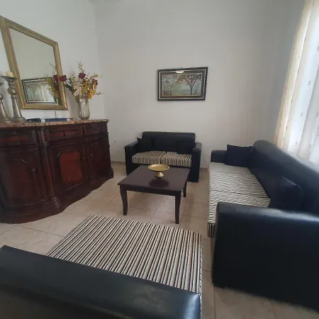 Апартаменты Marilia House